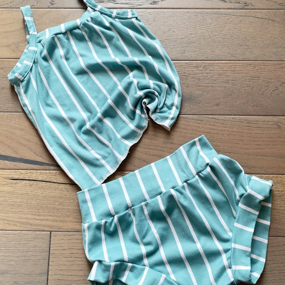 IG small shop 2 piece set